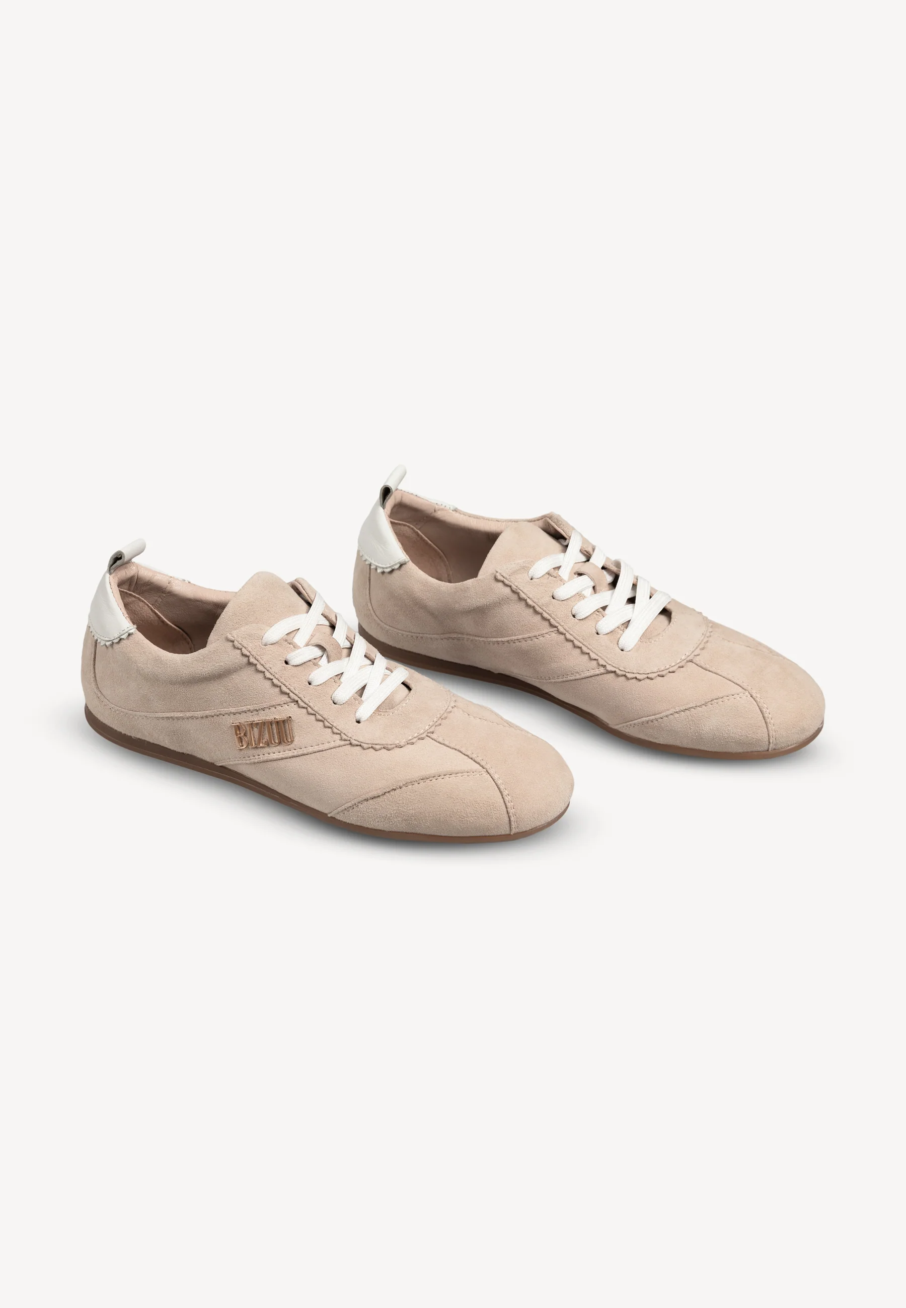 Beżowe zamszowe sneakersy damskie LEOLA - Image 5