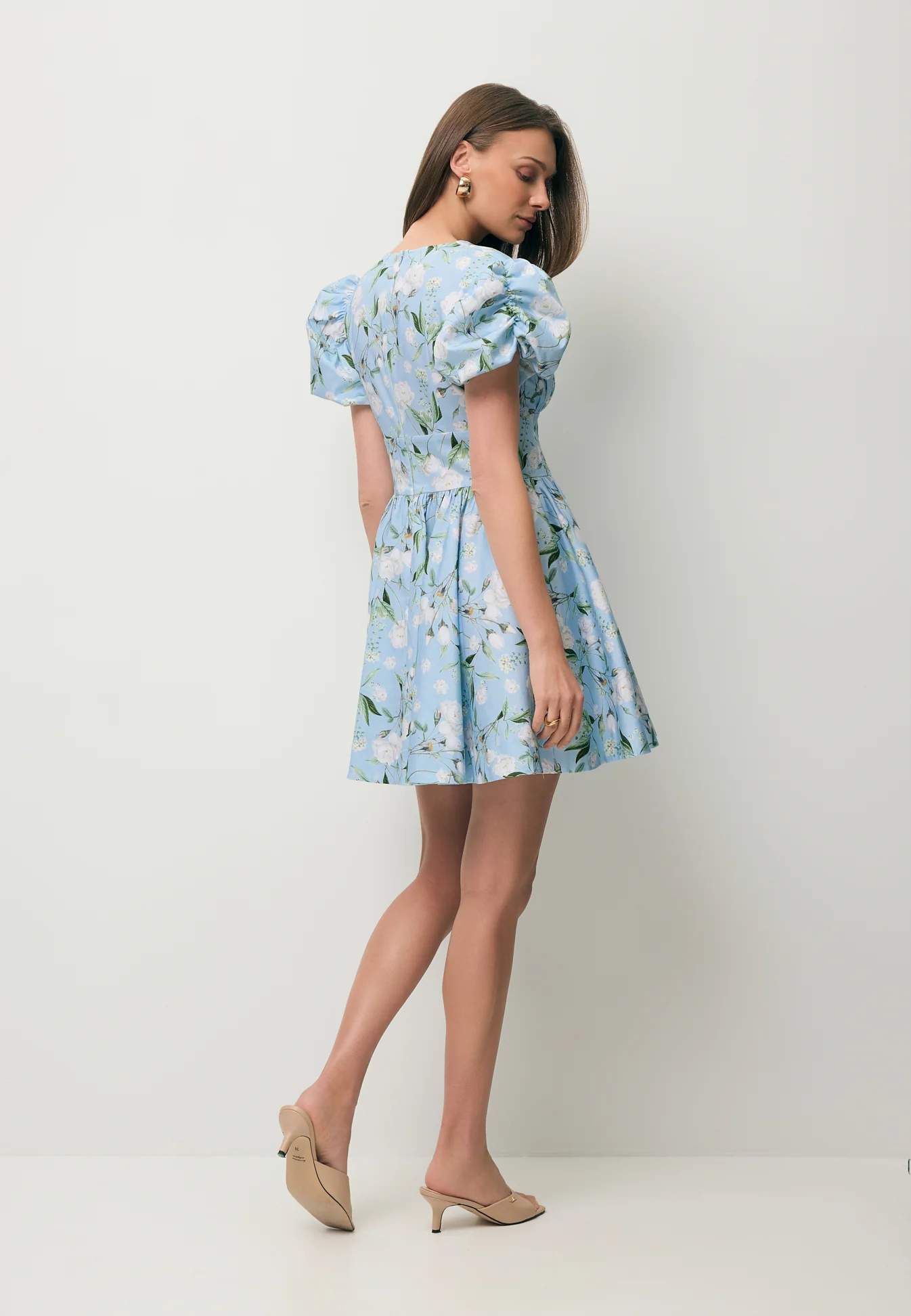 Błękitna sukienka mini z bawełny EVIANNE - Image 7
