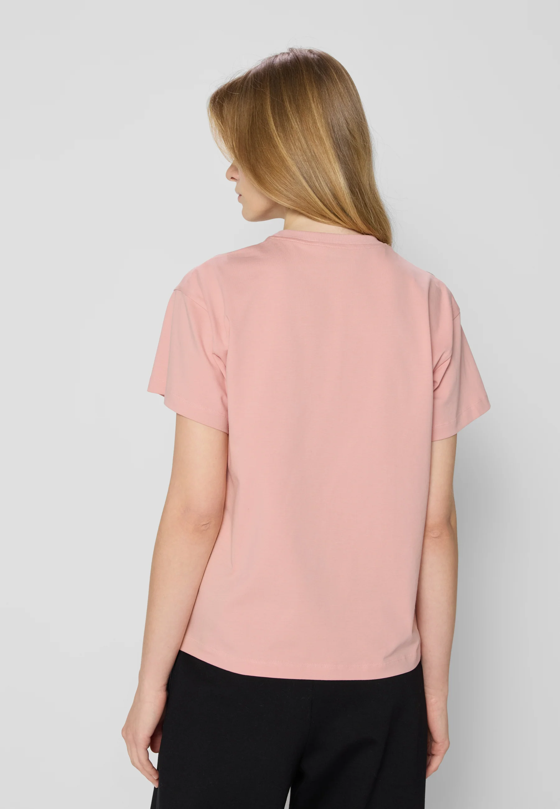 Łososiowy T-shirt oversize TISHAL - Image 6