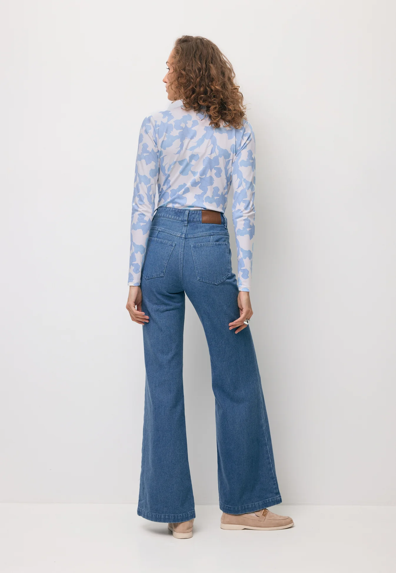 Niebieskie spodnie jeansowe flare BELINNA - Image 3