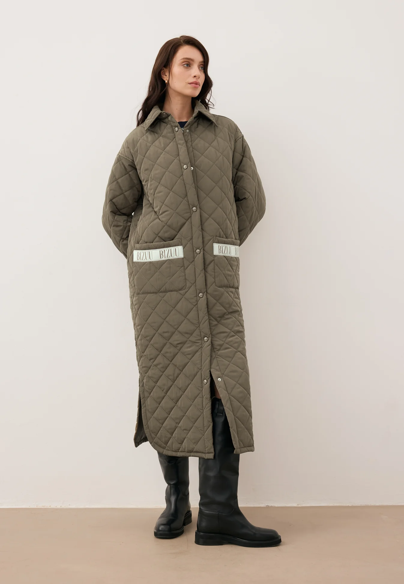 Pikowana długa kurtka w kolorze khaki MAREVIA - Image 6