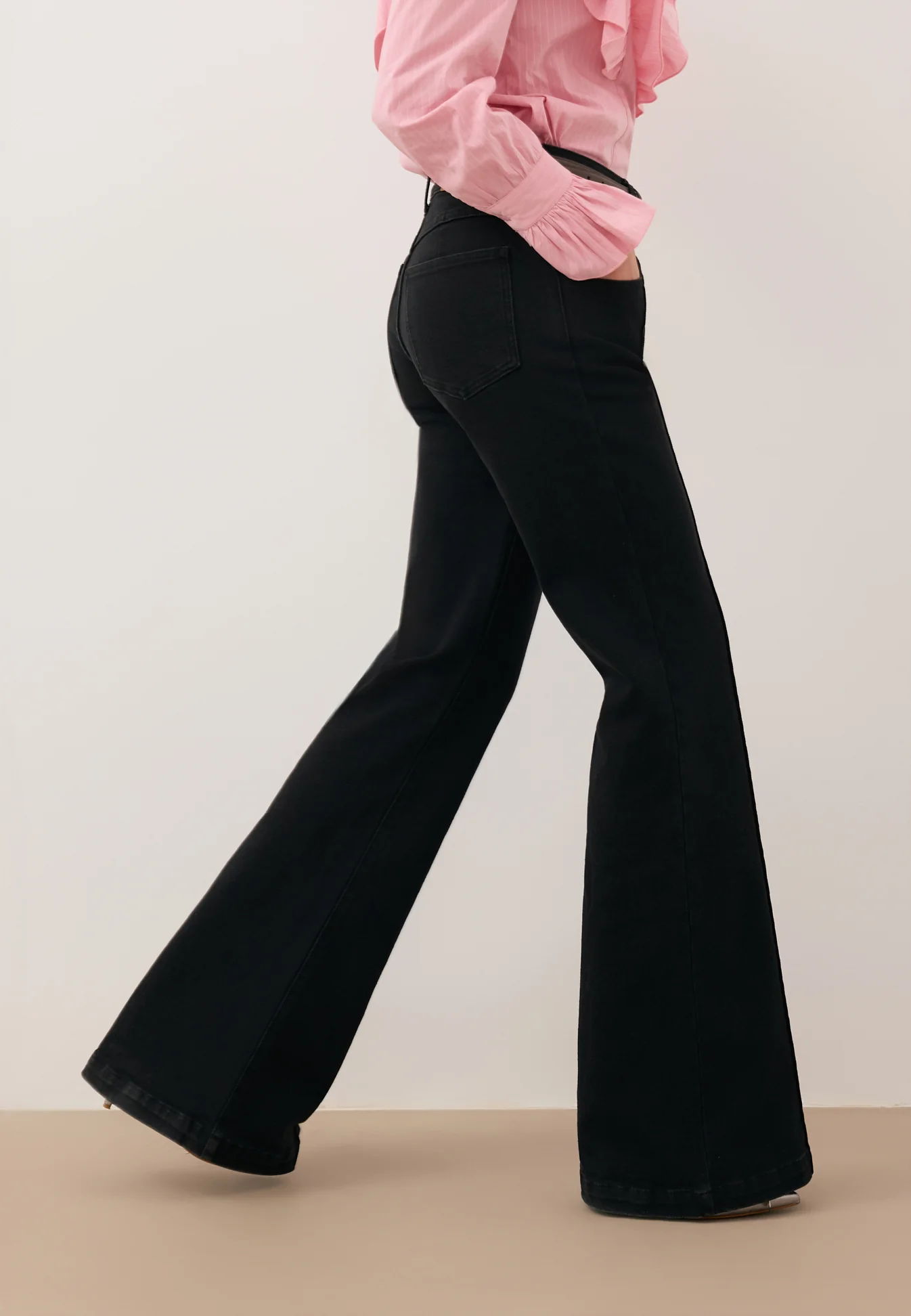 Spodnie jeansowe flare BELINNA czarne - Image 6