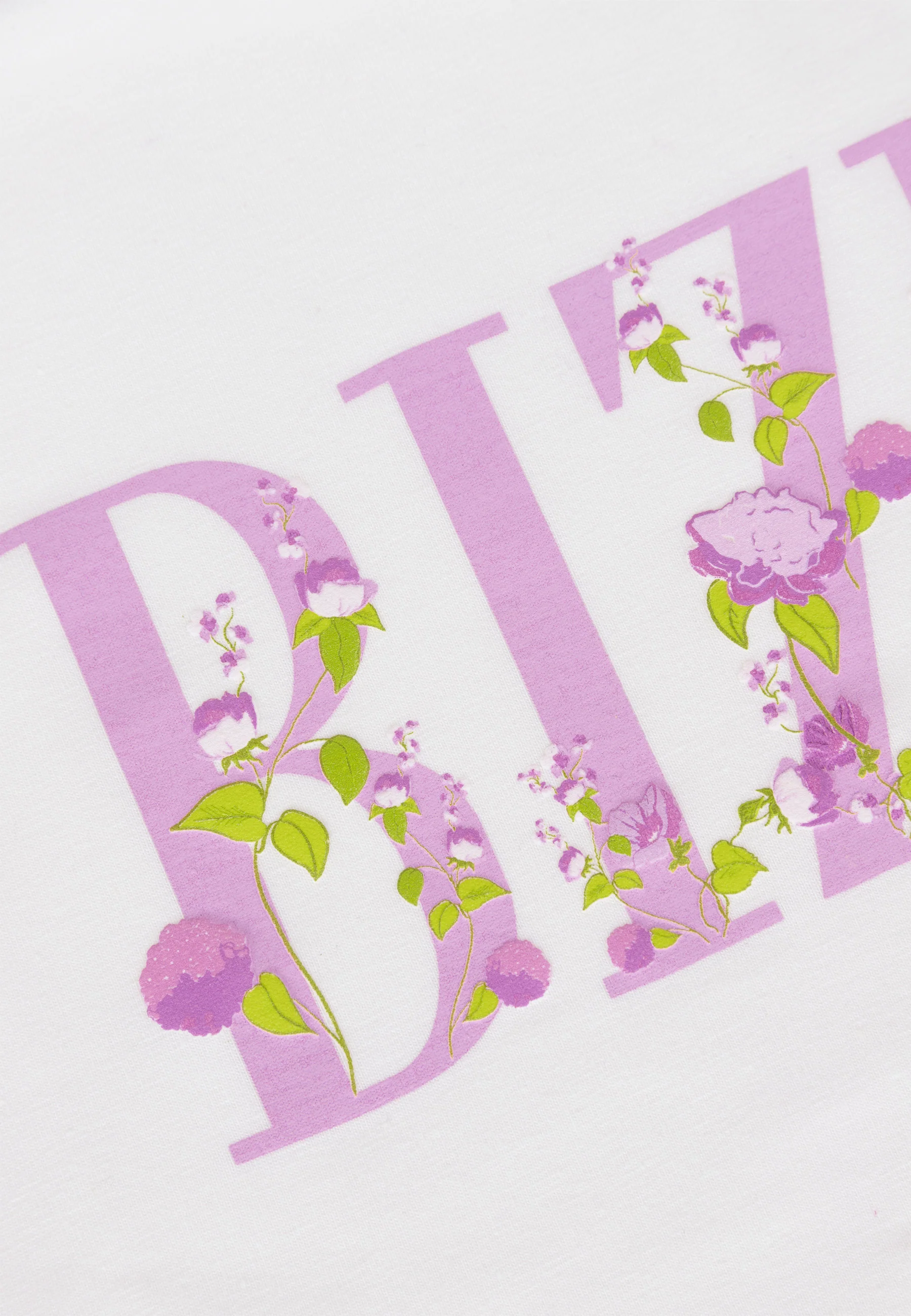 T-shirt z nadrukiem i podwiniętymi mankietami FLORINA biały - Image 5